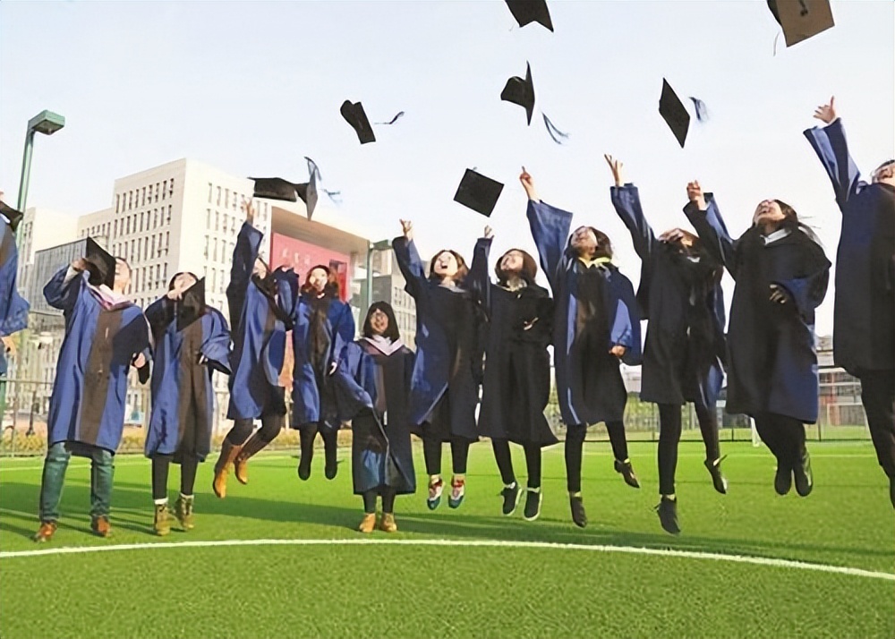 “空气香甜女”杨舒平：被美国驱逐遭韩国拒绝，回国更没企业接纳