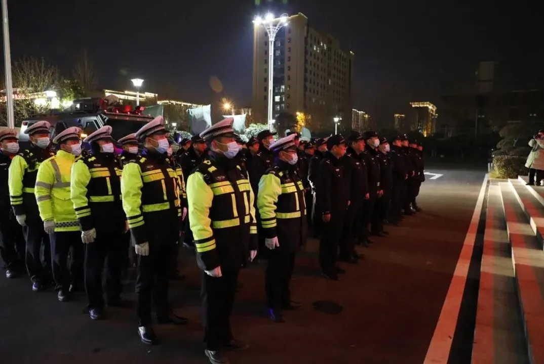 【战严寒 护平安】河南开封：守护不会降温！蜀黍在，平安就在！