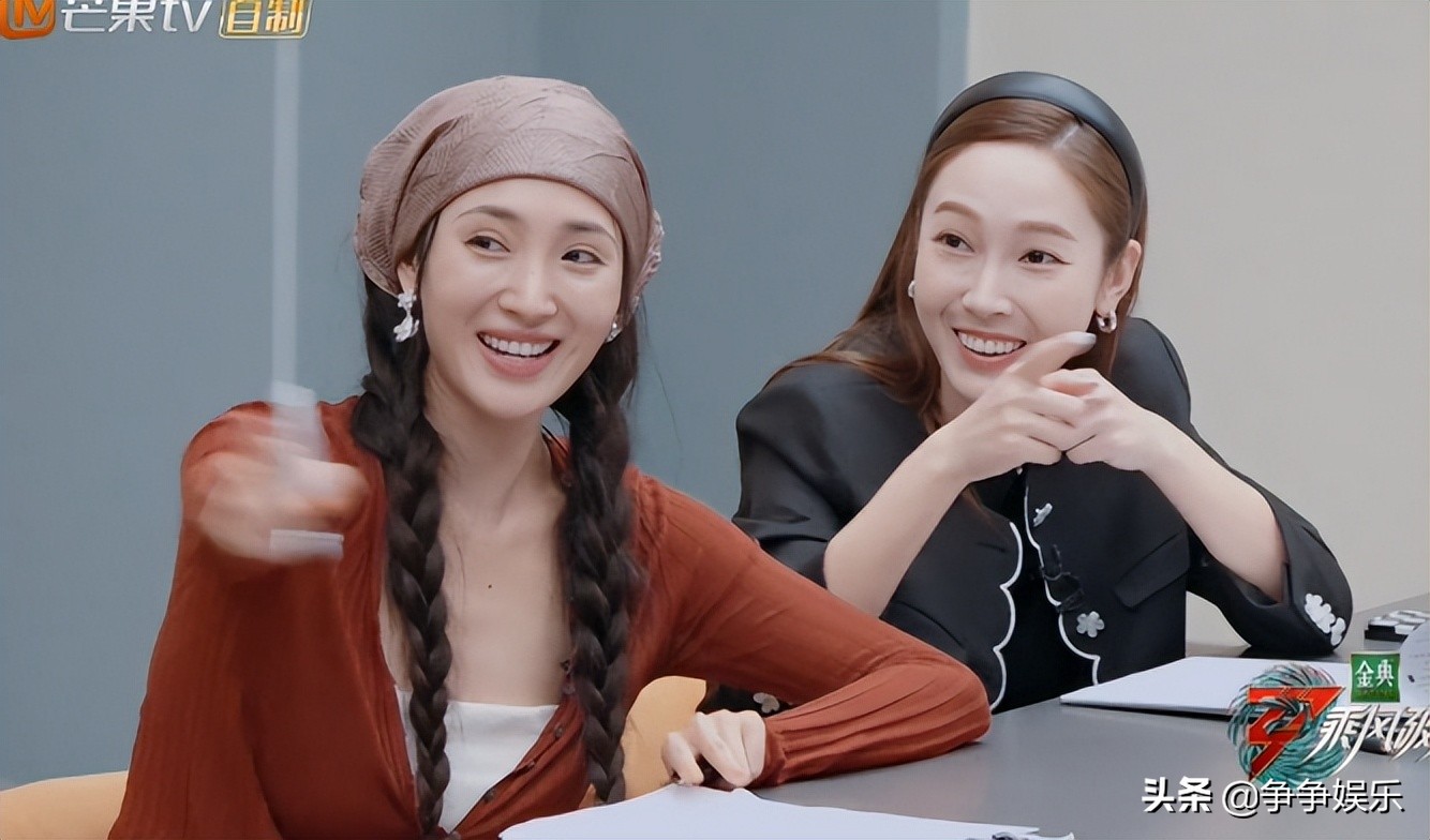 《乘风破浪》郑秀妍高音炸裂，王紫璇含泪微笑，舞台表现力满分