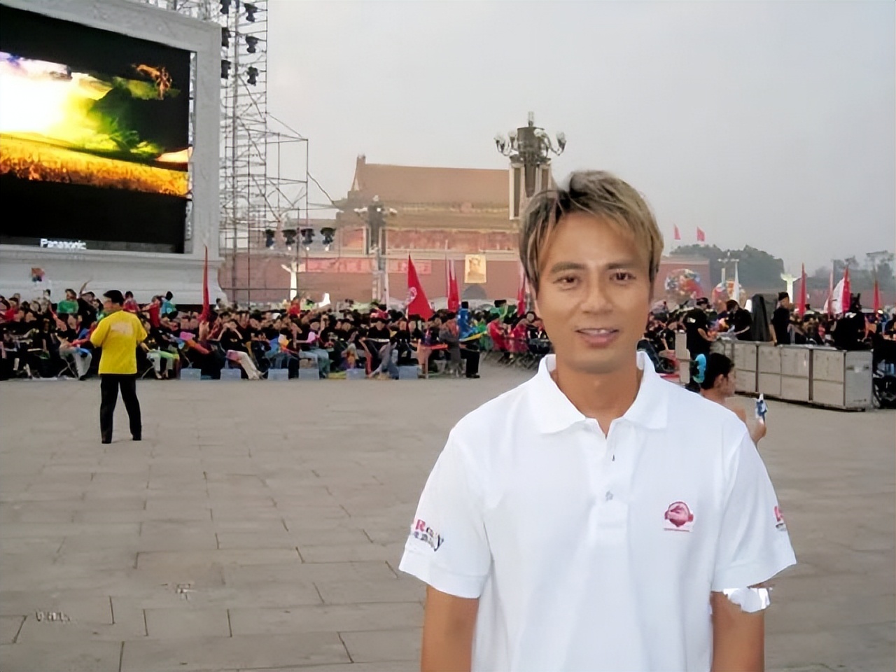 香港回归晚会这9位港星的高光时刻，揭开了娱乐圈3条关键成功法则