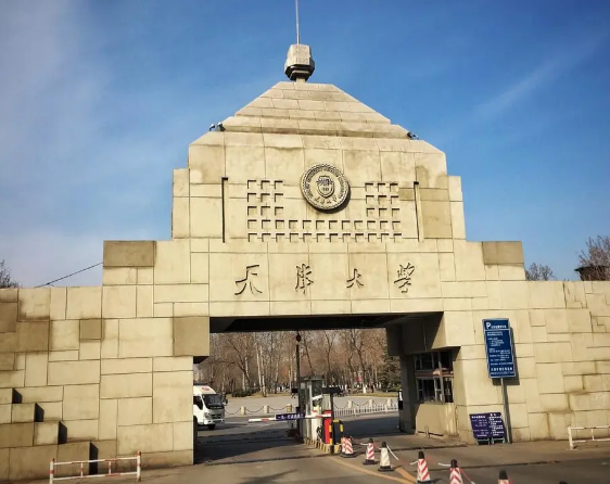 2022国内大学排名再次洗牌，国科大表现亮眼，武汉大学跻身前五