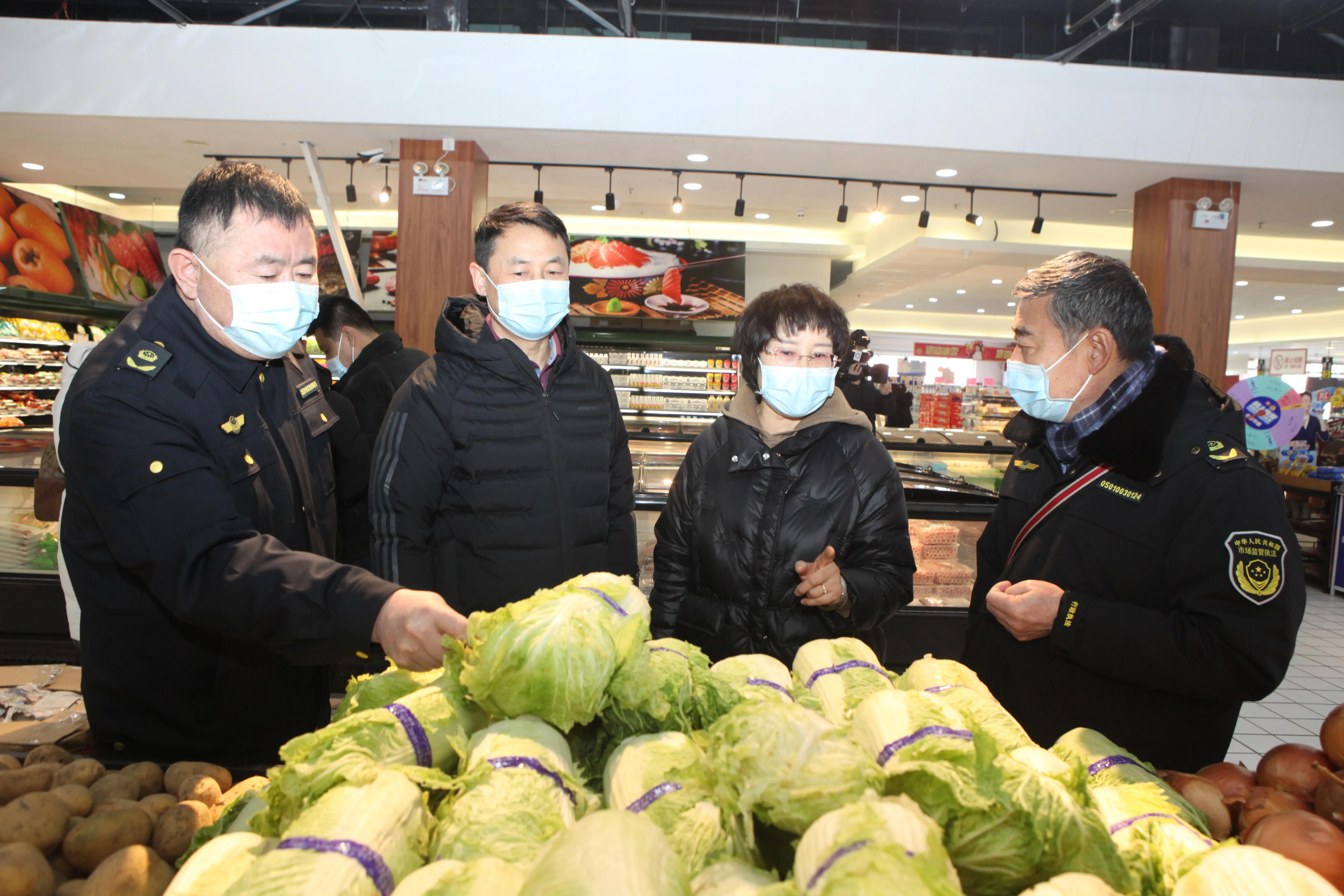 呼和浩特各类超市、农贸市场货源充足，品种丰富、价格稳定