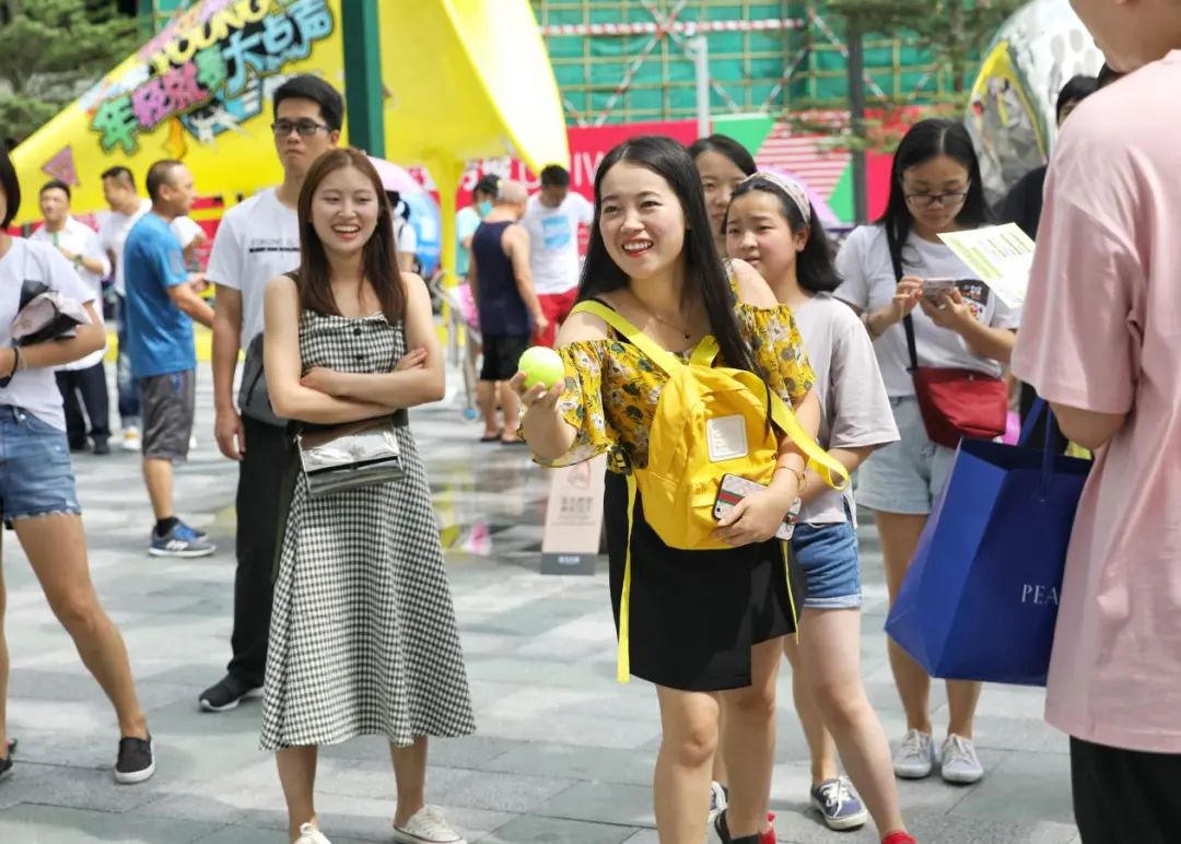 太平鸟——紧急调头的社交品牌？