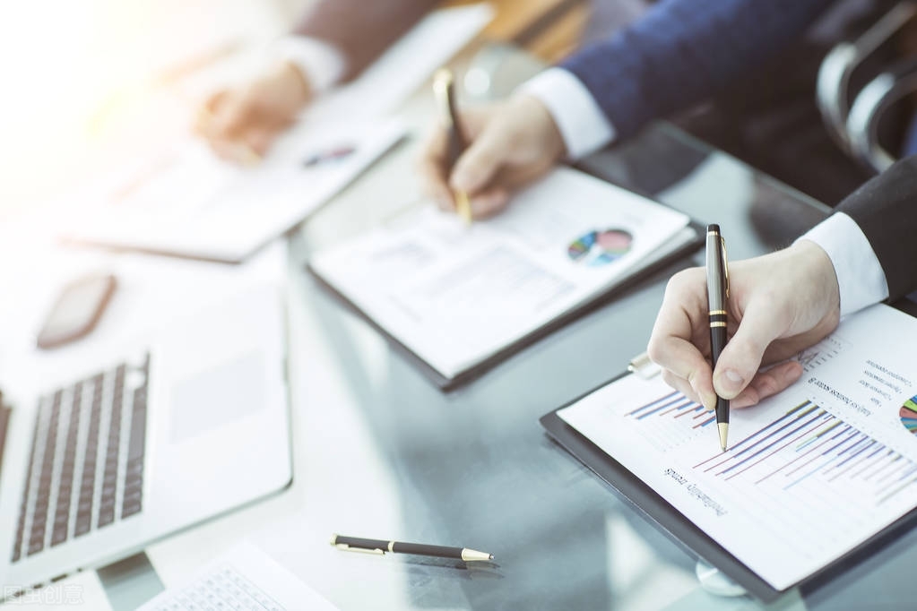 财务出纳工作总结个人范文