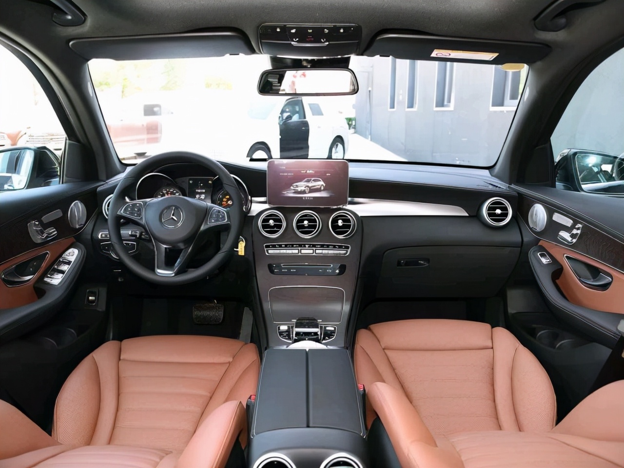 奥迪Q5L、宝马X3、奔驰GLC豪华中型SUV怎么选？对比后差距明显