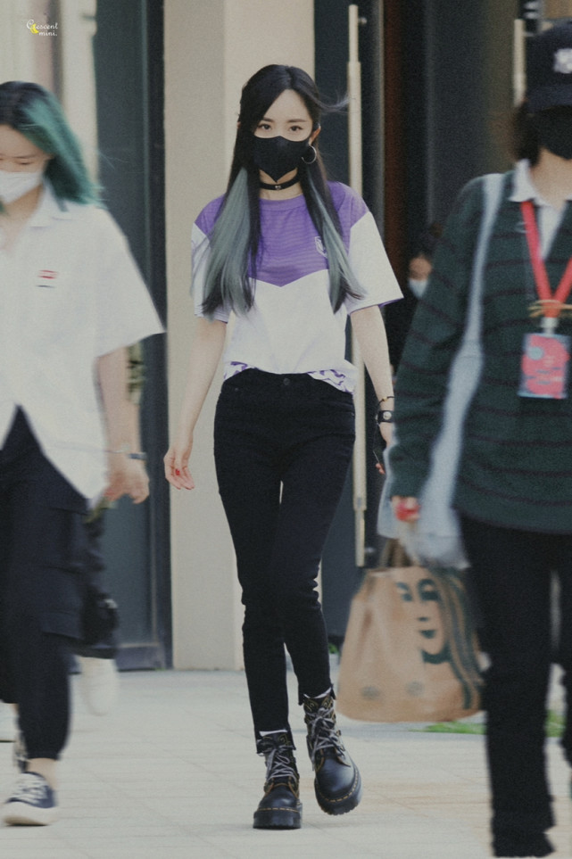 杨幂的少女感穿搭请收下