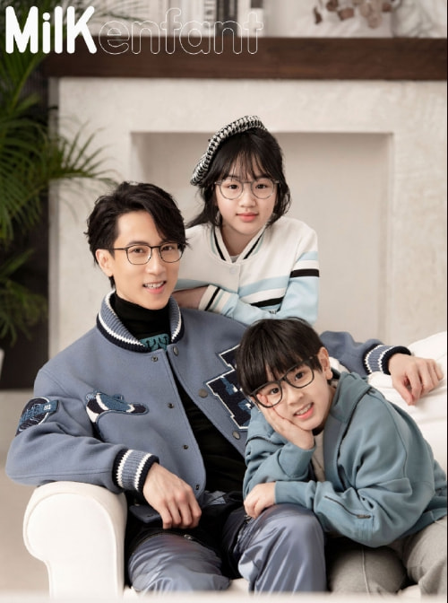 吴尊携儿女拍封面，女儿身高优越颜值高，儿子穿大人衣服略显违和