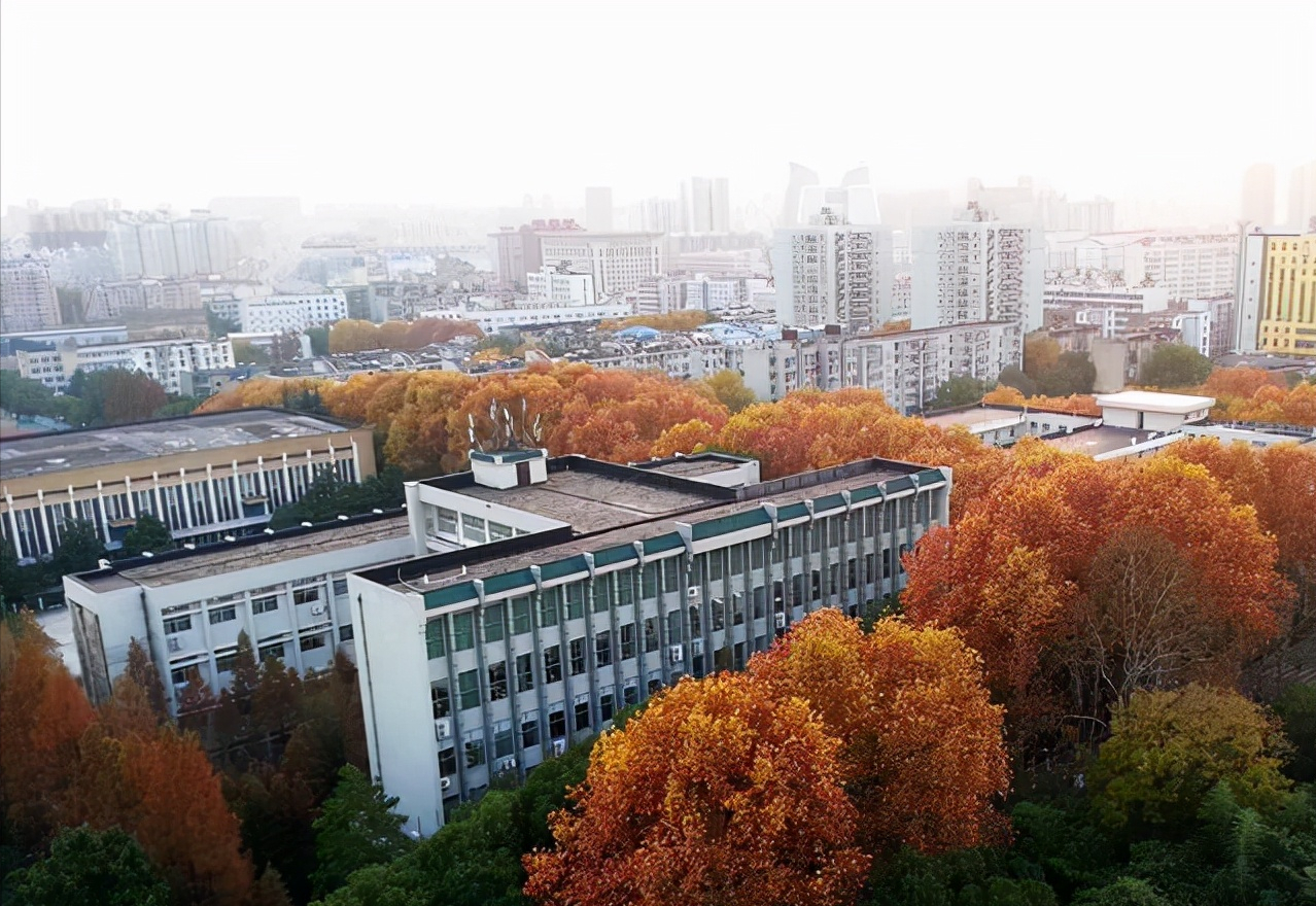 换帅！湖北这所双一流迎来“准院士”校长，这个时间点很耐人寻味