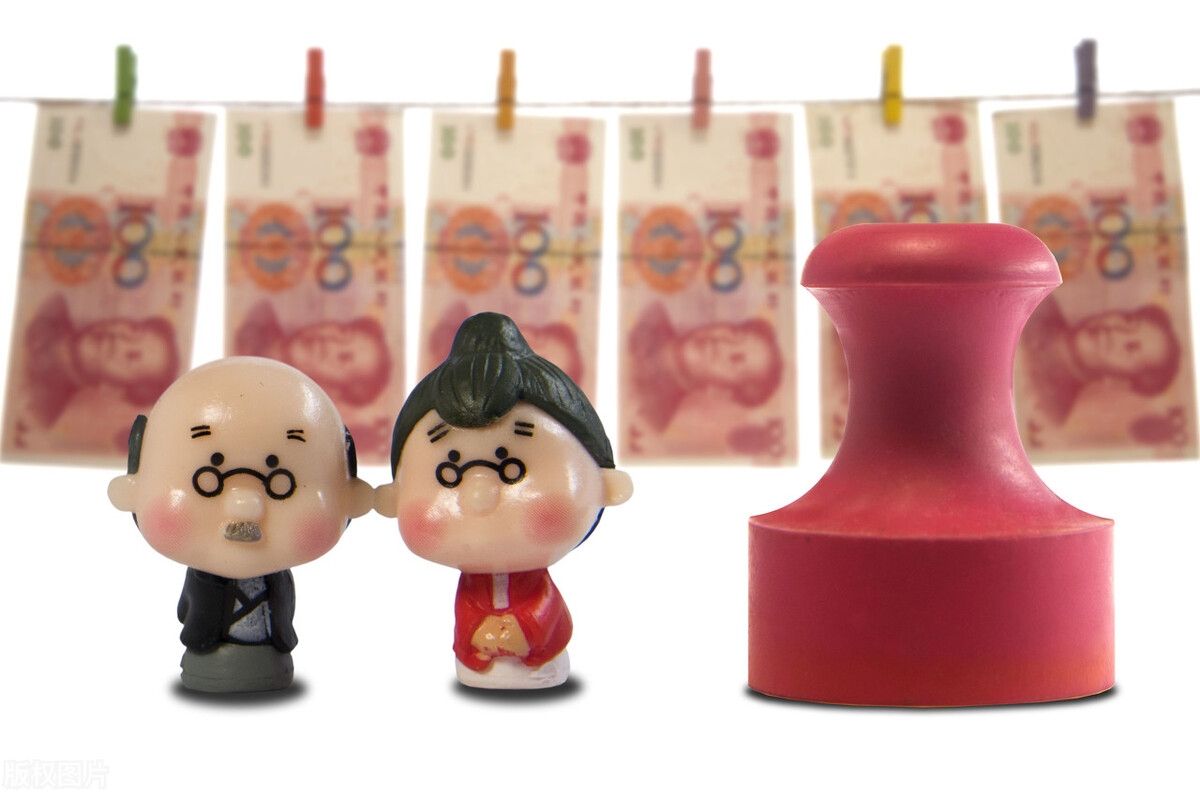 2022年，灵活就业人员辛苦参保15年，养老金1236元，值得缴费吗？
