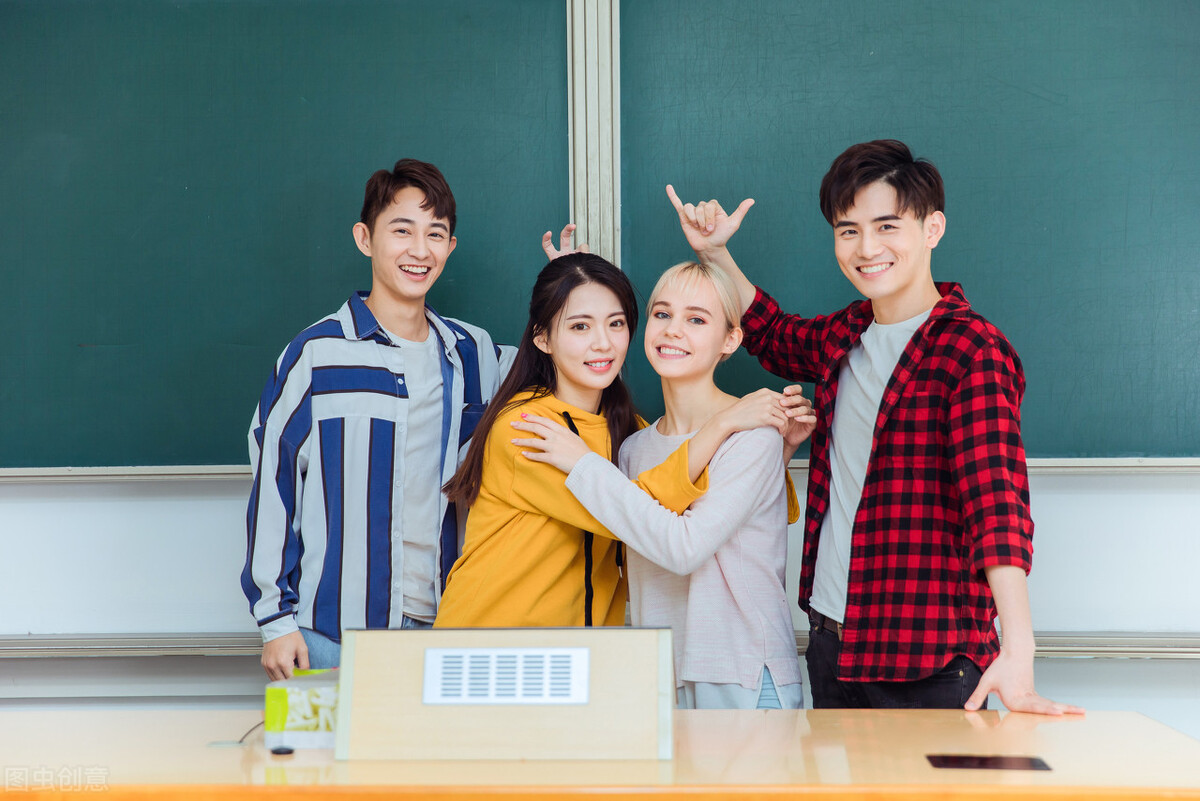 外国来华留学生每年超10万，除汉语外，他们还喜欢哪些本科专业？