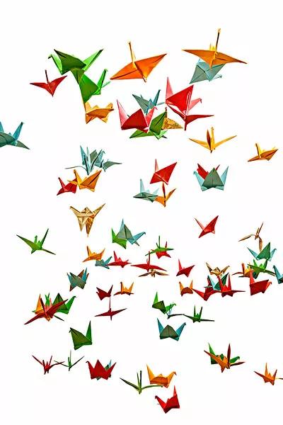 五颜六色的千纸鹤,祈祷你平安吉祥