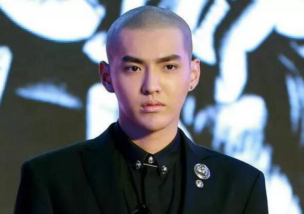 吴亦凡事件回顾：被批捕已经10个月，都美竹清空与之有关信息