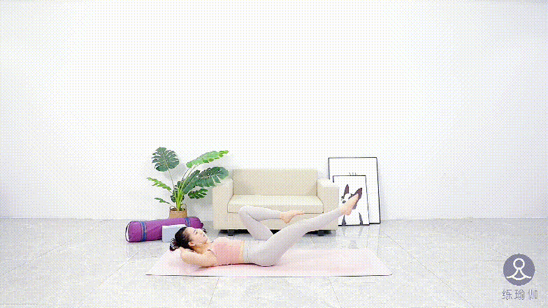 女大十八变！李小璐晒与甜馨合照，网友：云朵和我的云馨，好美