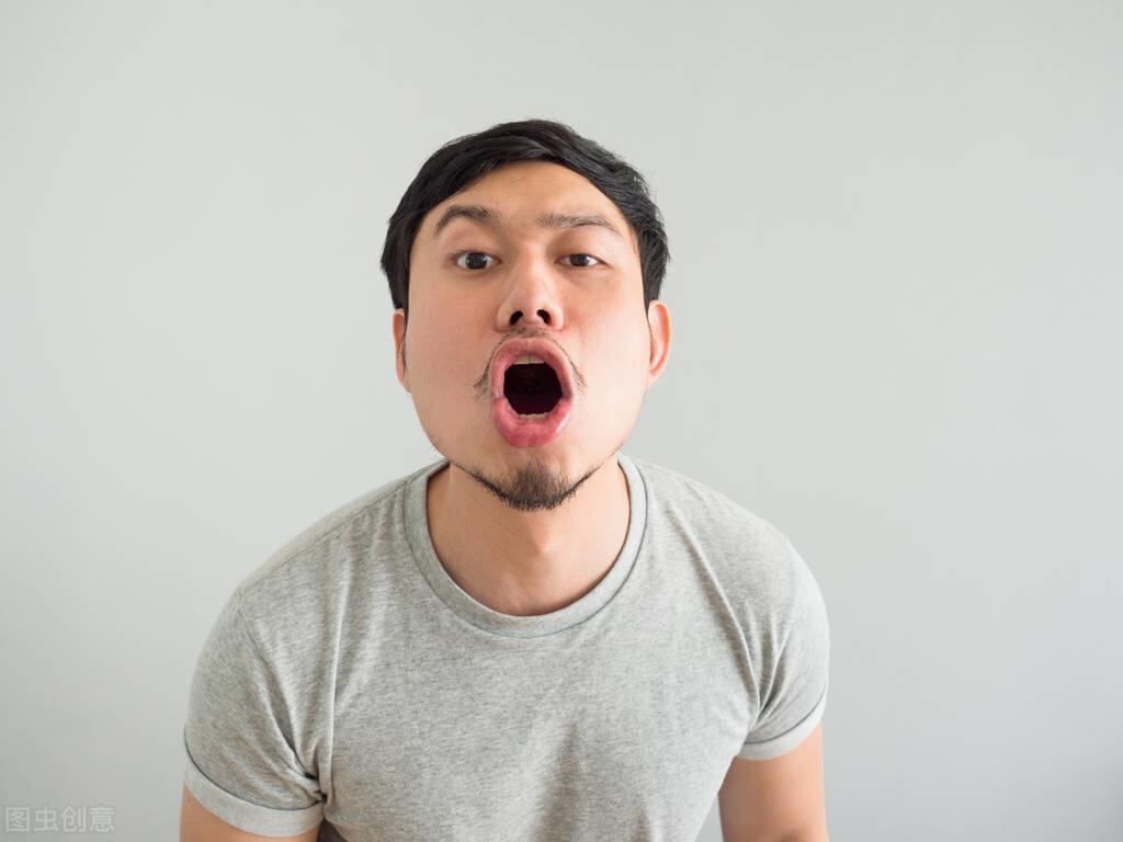 口臭主要由哪些原因导致的(口臭是什么原因导致的？医生提示口臭也是一种身体疾病)