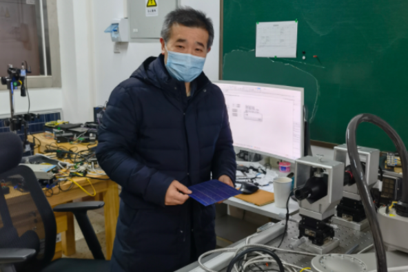 清华教授“工资单”曝出，月工资不到万元？很多人表示难以相信