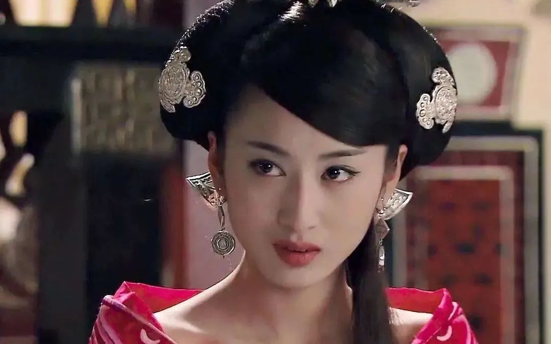 这10个女星，明明长得清纯无辜，演起“蛇蝎美人”却一个比一个狠