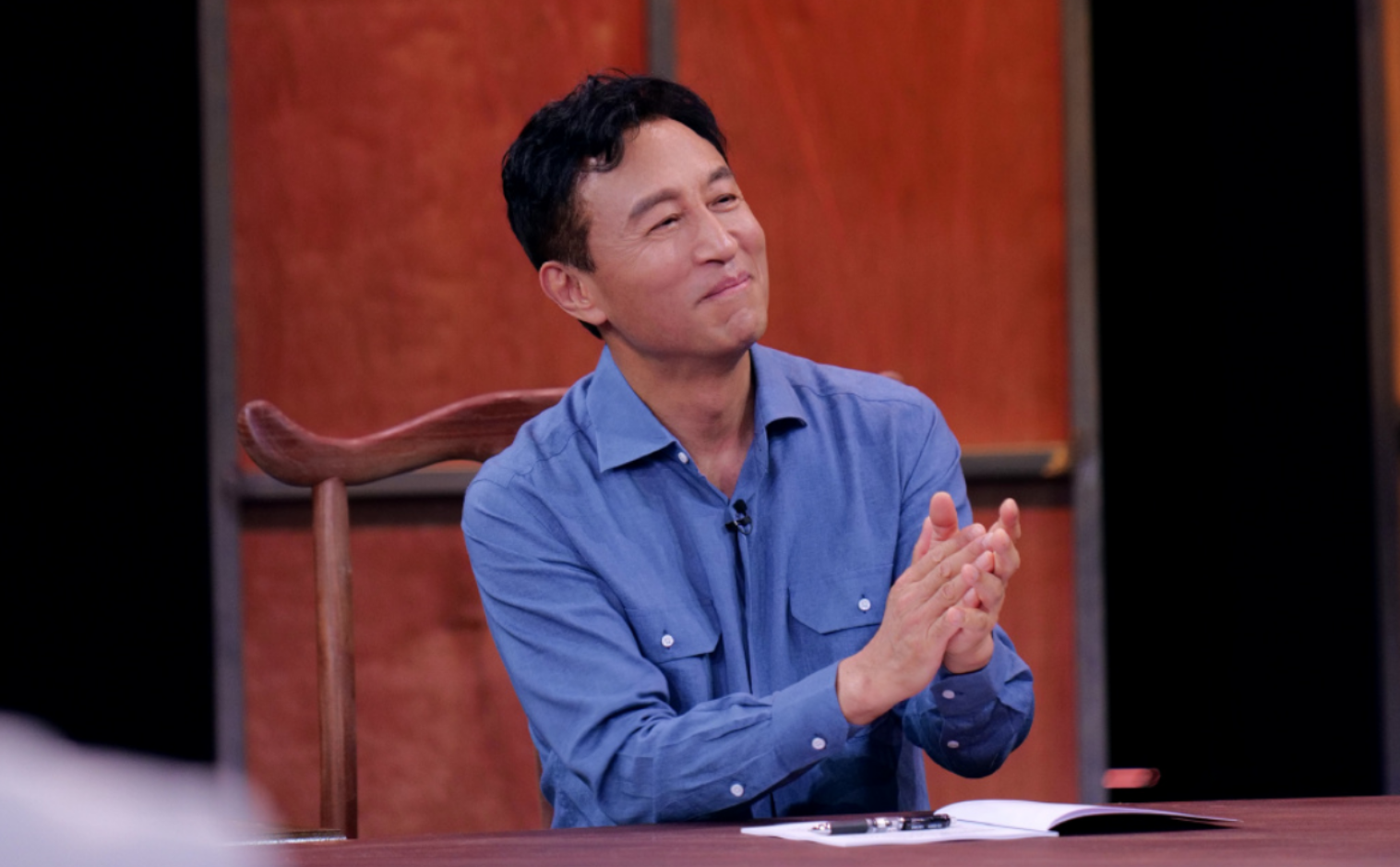 王洛勇：妻子推亮了我的一片天，我们有一双儿女，我会爱她一辈子