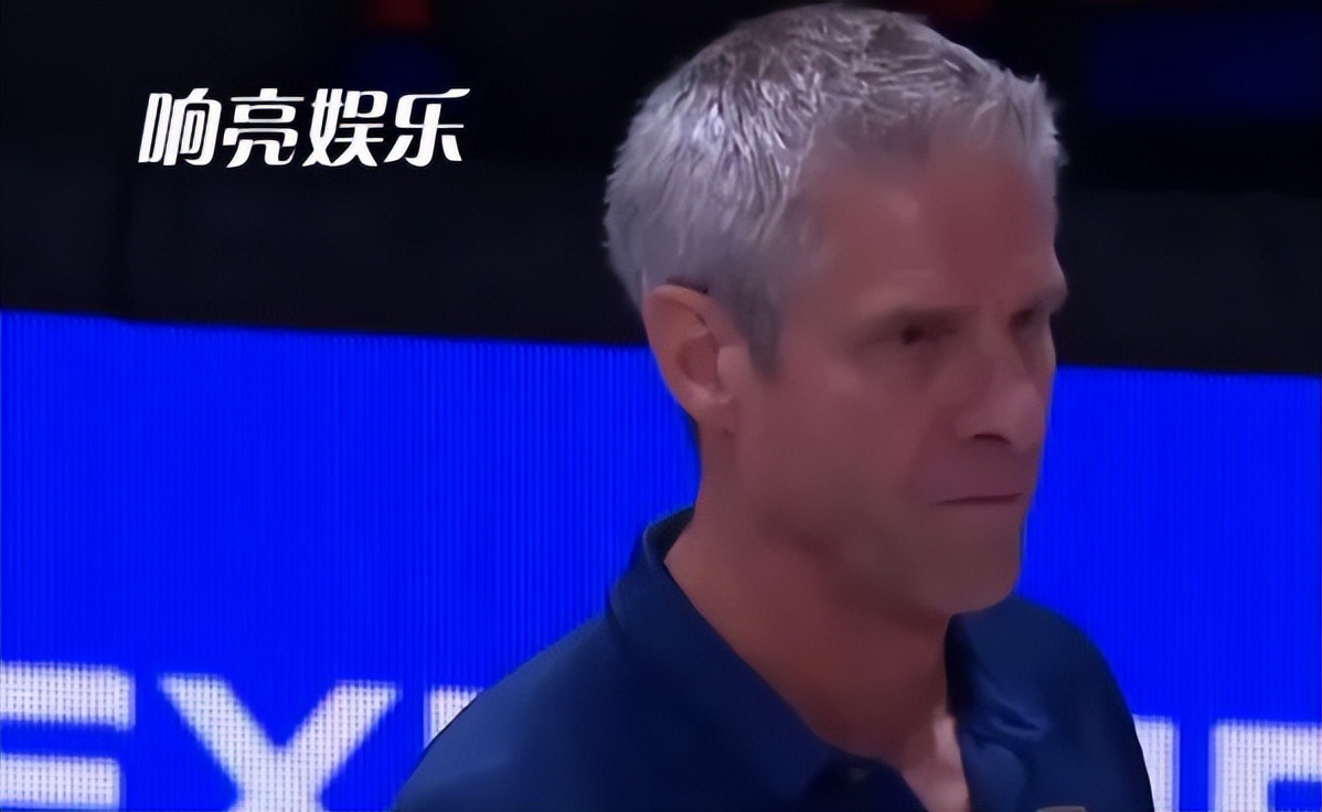 斯隆为什么离开nba(响亮晚报｜消失五年重回NBA；中男篮备战巴林；美国女排爆冷出局)