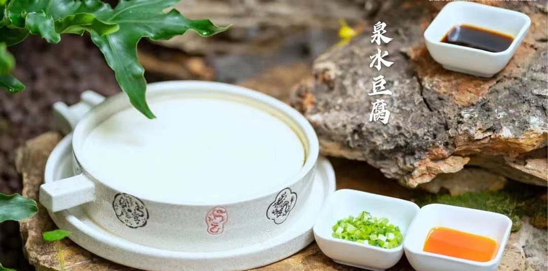 来阿朵过大年 | 寻年俗、品年味，阿朵福礼大派送