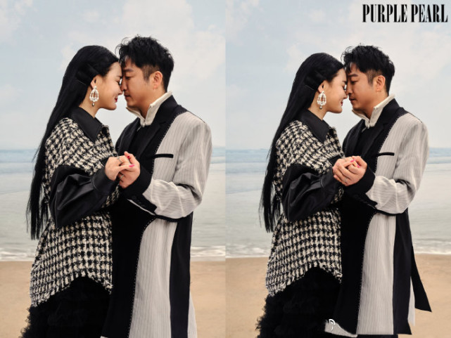 邹市明冉莹颖拍全家福写真，三个儿子暴风长大，轩轩体格赶超爸爸