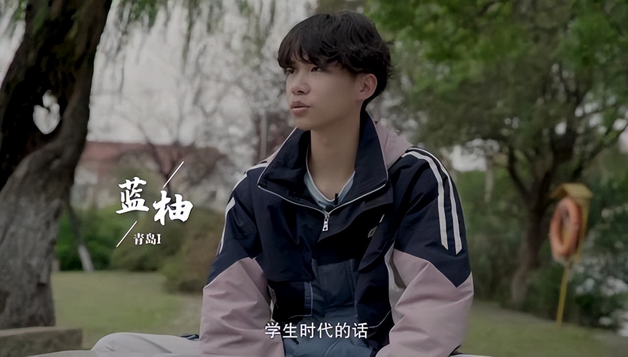 AG成功圈粉了！蓝柚身陷合同纠纷，菲菲动用AG律师团帮助，太暖心