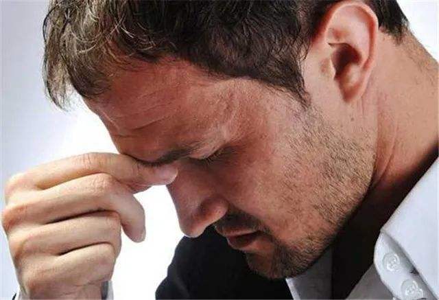 越上岁数越容易血管堵塞，尤其头部出现这3种变化，是给你的暗示