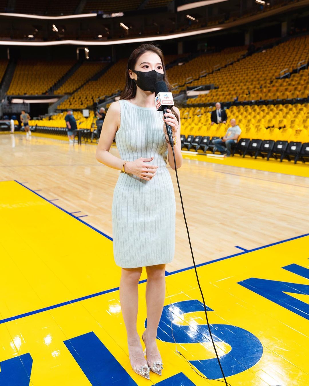 nba外景女记者有哪些(NBA美女记者：孟超)