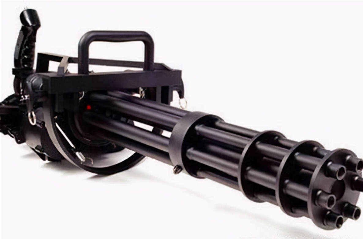 �̵�ȫ����ǿ������ÿһ�������ƹ�֮����������ֻ�������ϰ�