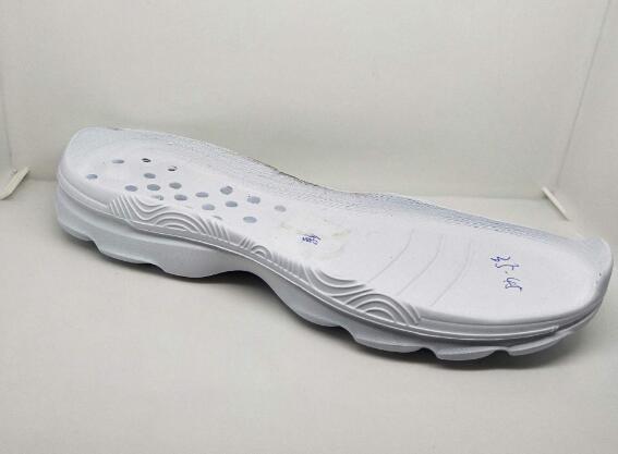 市售主流跑鞋中底材料介绍，附12款适合新手的高性价比跑鞋推荐