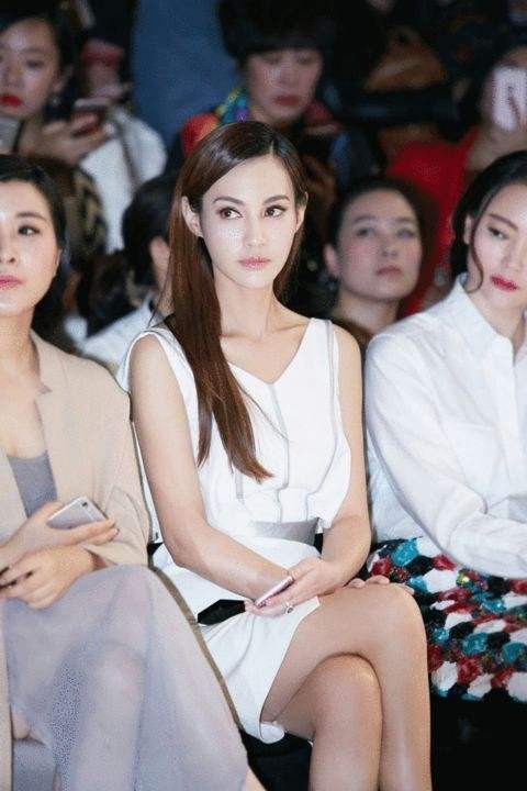 事业正红却早早退圈，这9位女星个个有辨识度，却成沧海遗珠