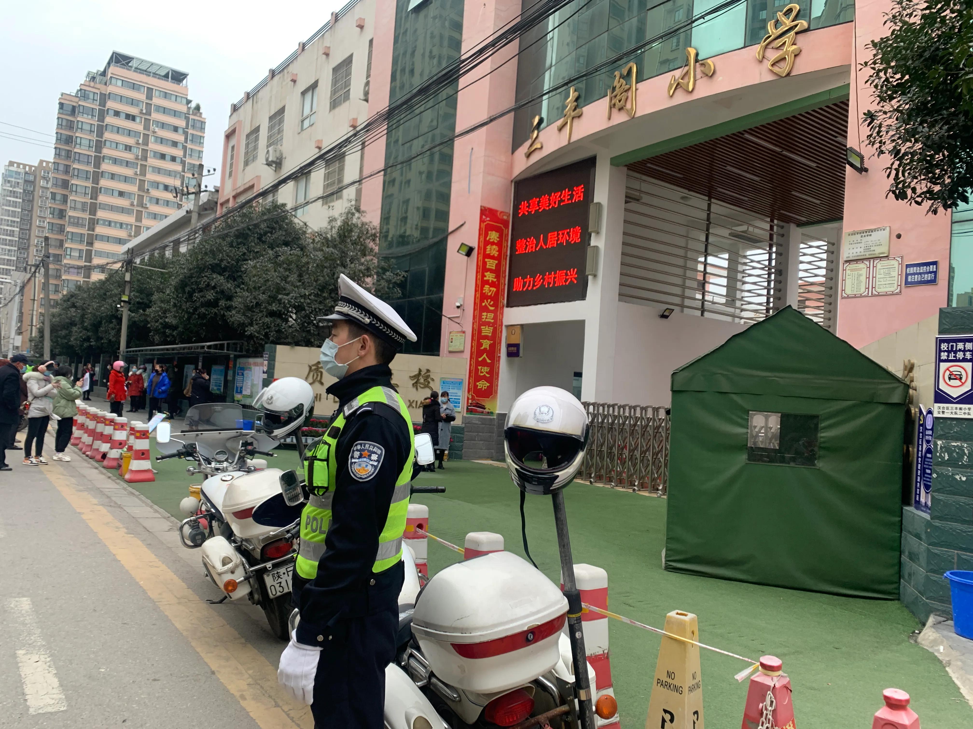 开学季｜汉中交警：“警”力全开“警”然有序！护航安全，有我们