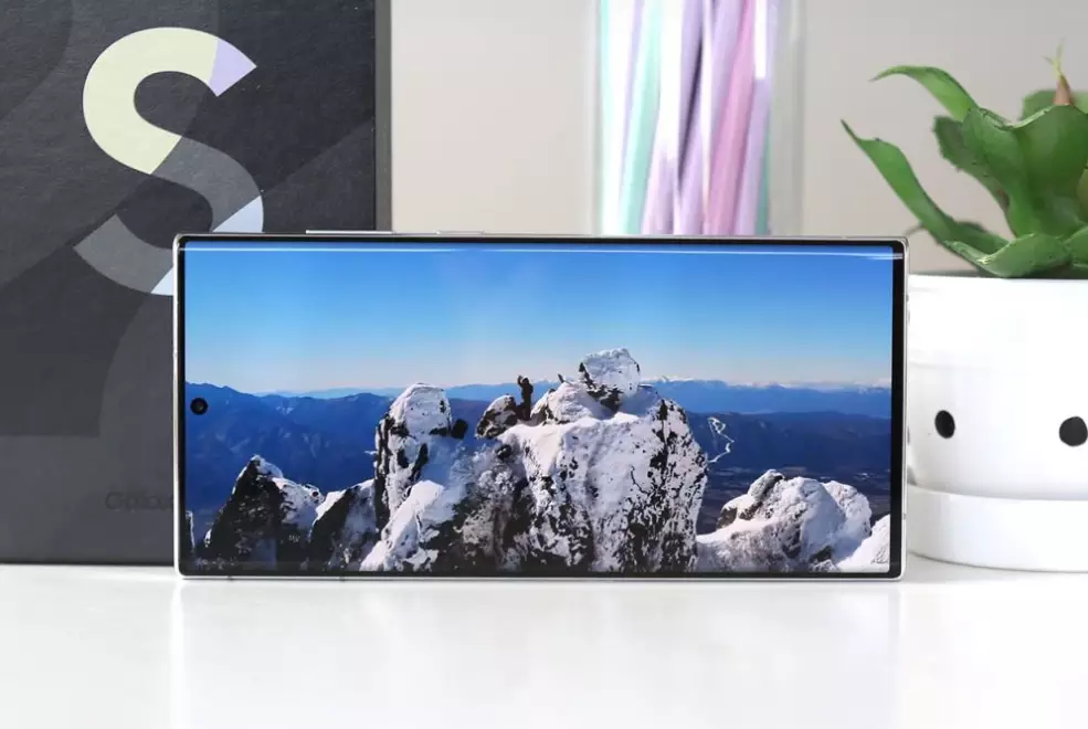 盘点目前智能手机的各项「天花板」配置