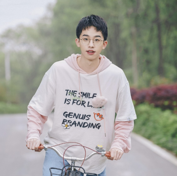 《名侦探学院5》官宣，新嘉宾站C位老成员靠边，节目初心已不在