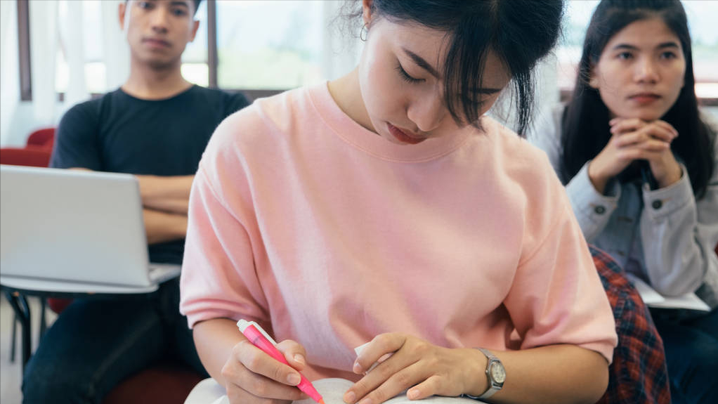 在本地上大学是一种怎样的体验？