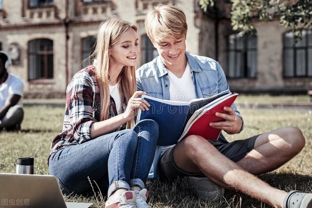 浙江省英语高考改革前后阅读理解试题思维能力层次对比分析