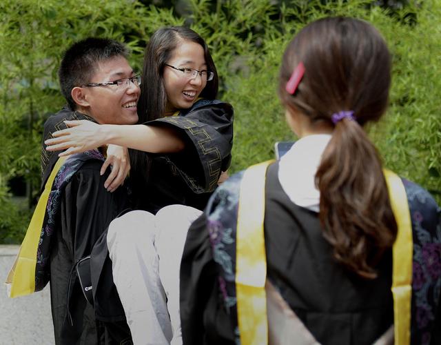 取消大学“清考”制度，2022年将全面实施，大学生毕业将不再容易