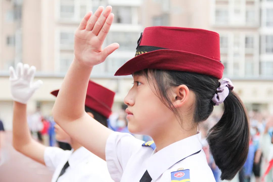 同一个地球 同一片蓝天｜成都市双流区九江小学举行环保主题升旗