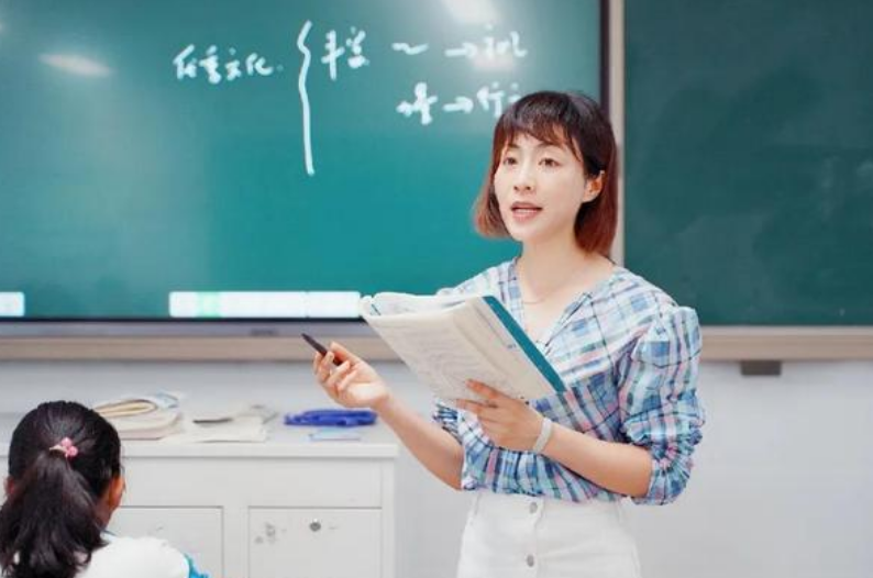 文科“四大天坑”专业，乍看高大上，毕业才发现就业难、考研更难