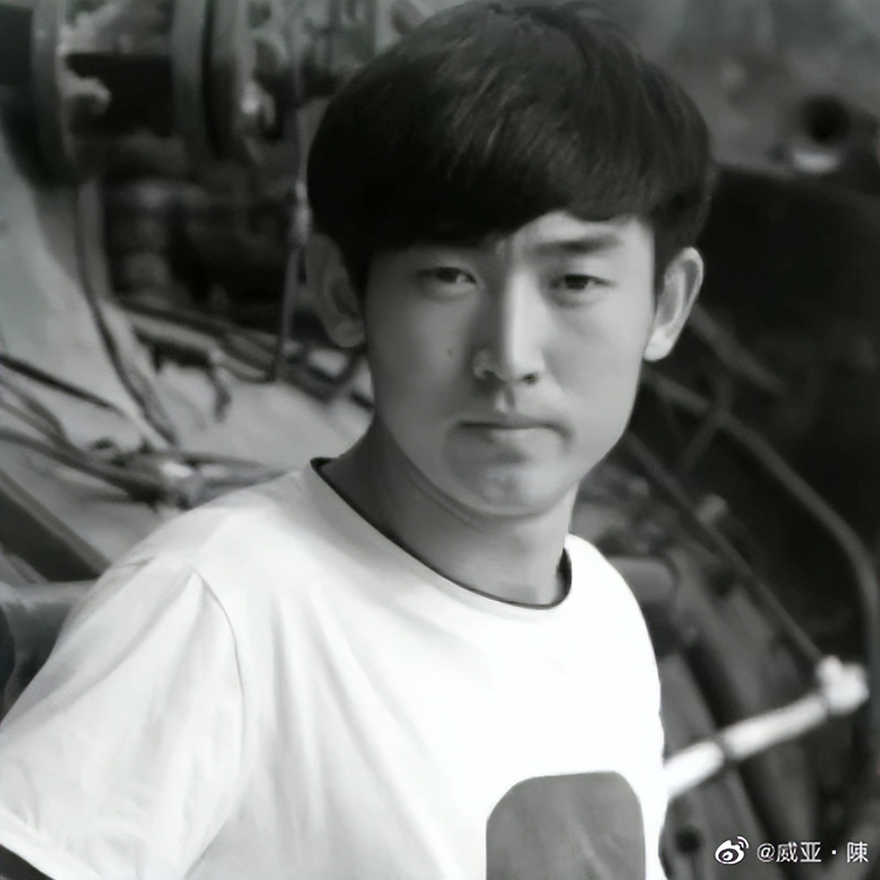 《一路向前》两位溺亡者照片及身份公开，好友晒生前聊天记录悼念