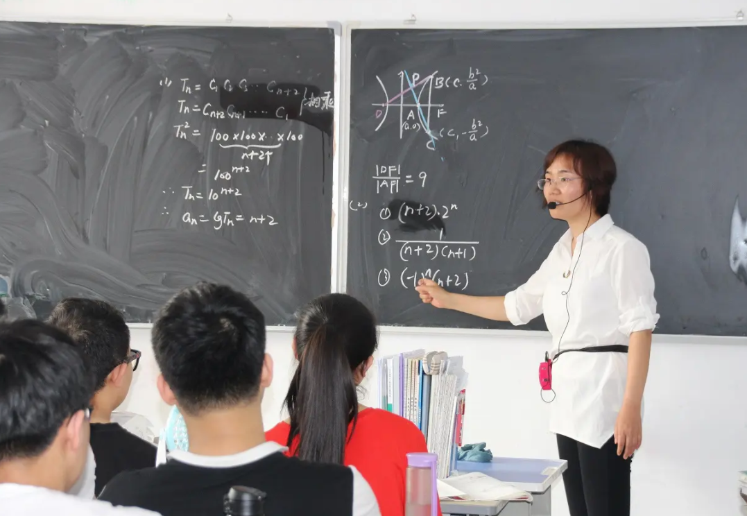 “非师范生不得从教”呼声高涨，相关部门做出回应，家长表示赞同