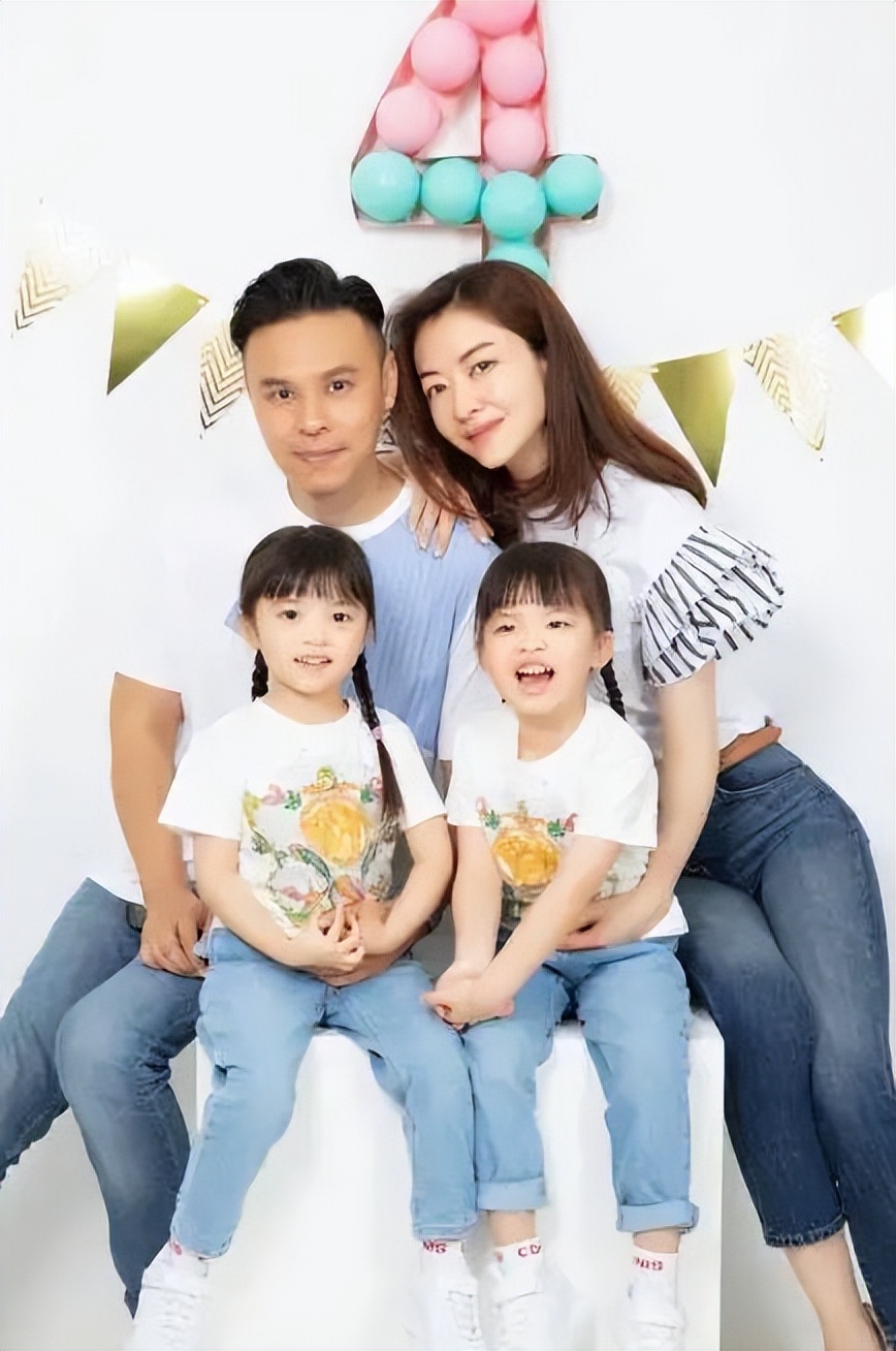 ������4��˫��̥Ů���������ع⣬��ֵ�������ѣ�����ƫ����