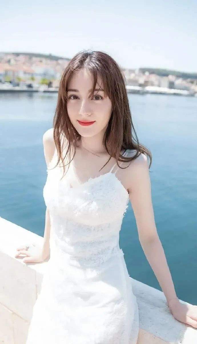 惊艳韩娱的5位中国女星，古力娜扎上榜，王祖贤在韩国火了几十年