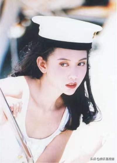 香港艳星的今昔对比：有人风韵犹存，有人身材严重走样，谁是赢家