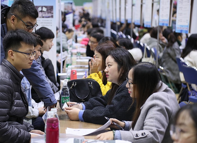 大学到底选择省外还是本省？想清楚以下四点，选择学校不纠结