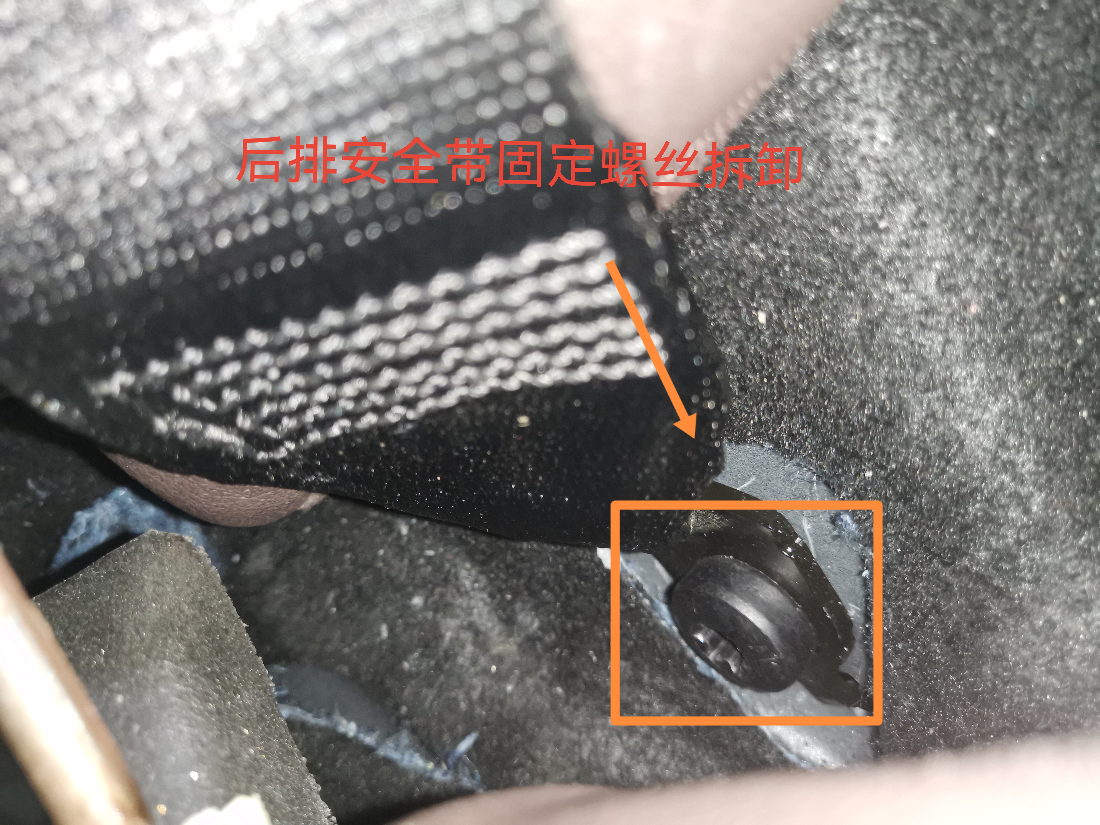 31萬買寶馬325，花了精品車的價格卻買了一個事故車