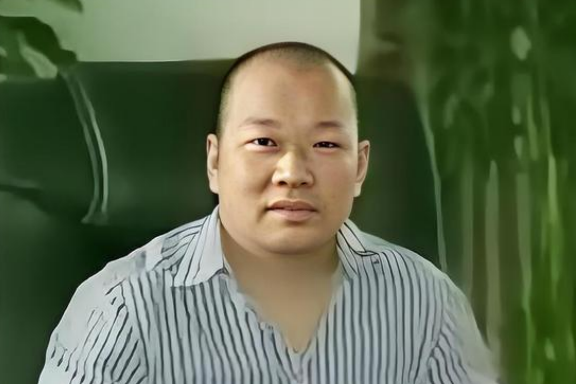 包头首富金利斌：24岁靠摆地摊起家，20年狂赚25亿，44岁选择自杀