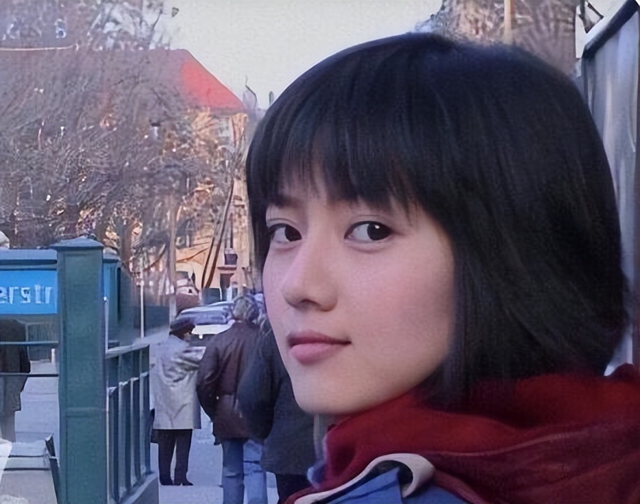 11年后再回顾高圆圆，遇到“真命天子”前，她究竟付出了多少？