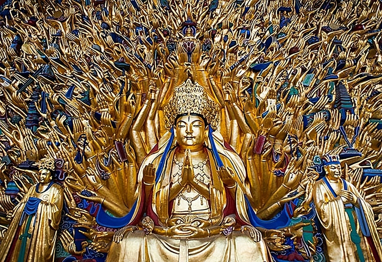 14年重庆工人修复800年前观音像，发现暗格，打开一段封藏的历史
