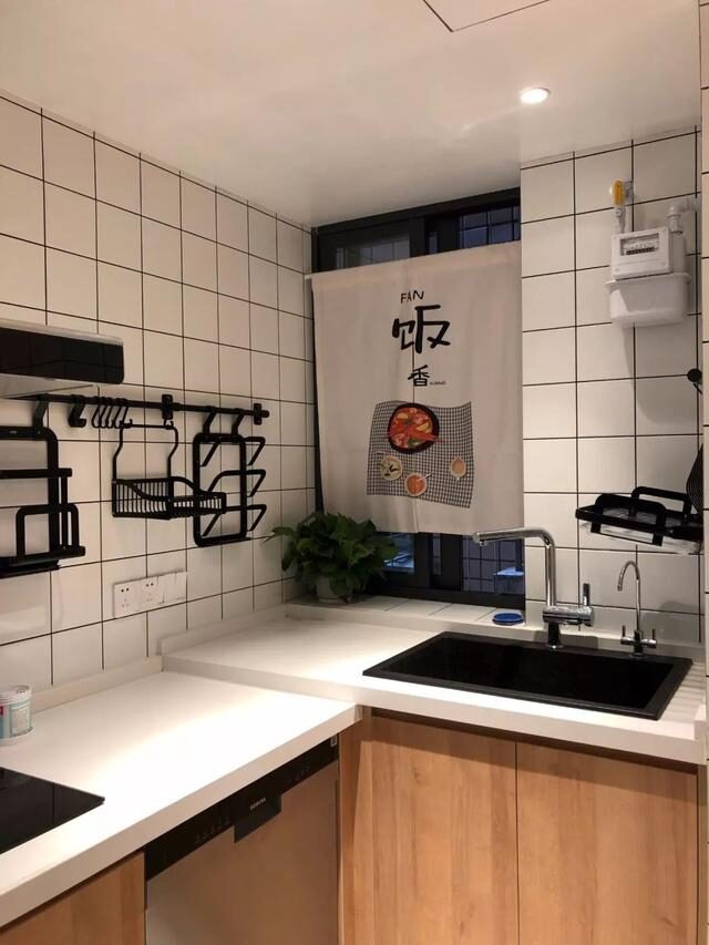 厨房不一定越大越好，瞧瞧日本人的布置，干净卫生还高级