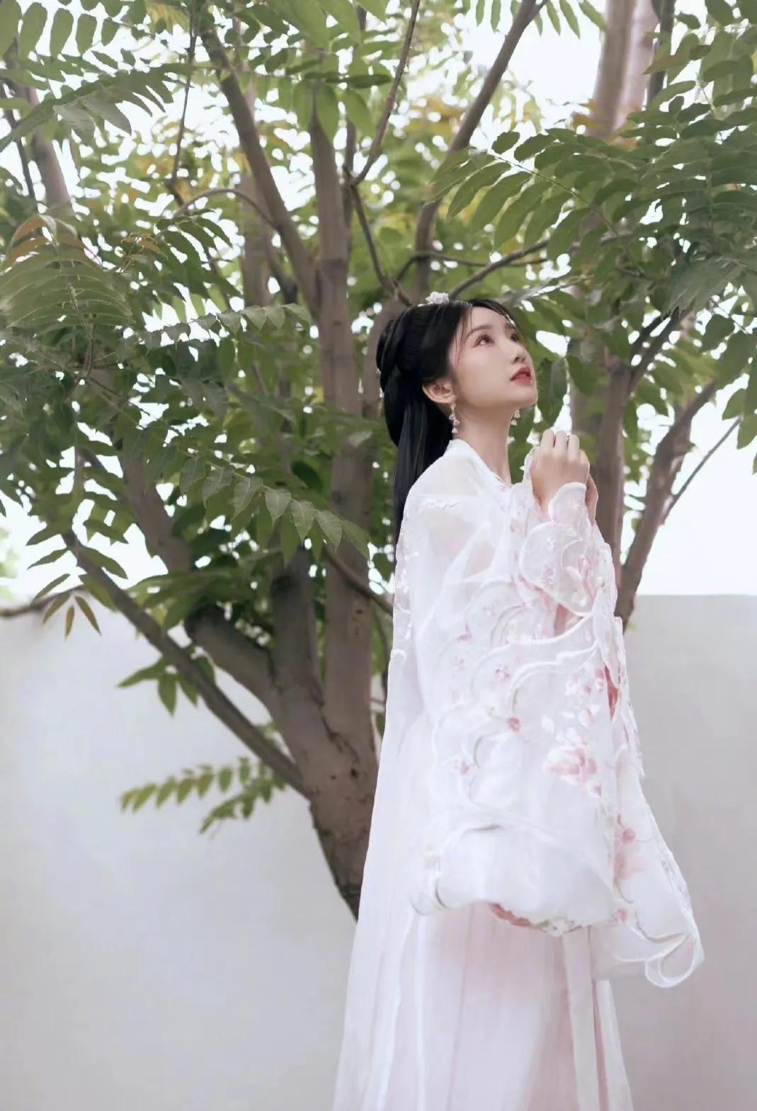 毛晓彤真的好美